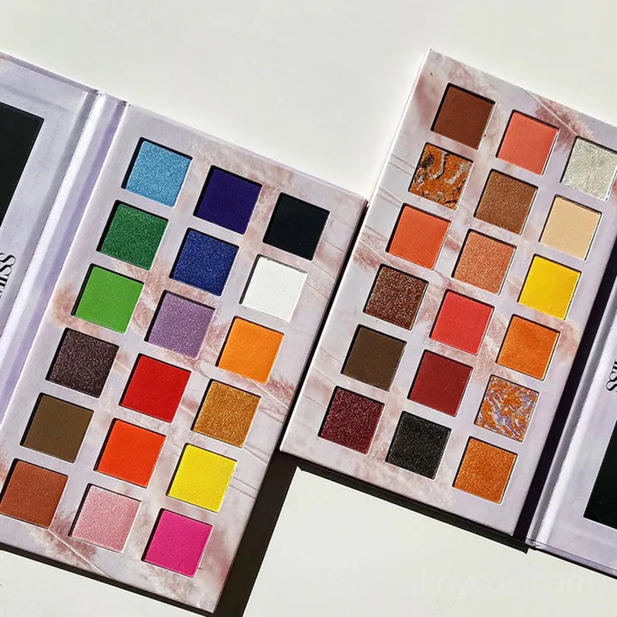 Private Label 18 Color Eyeshadow Palette