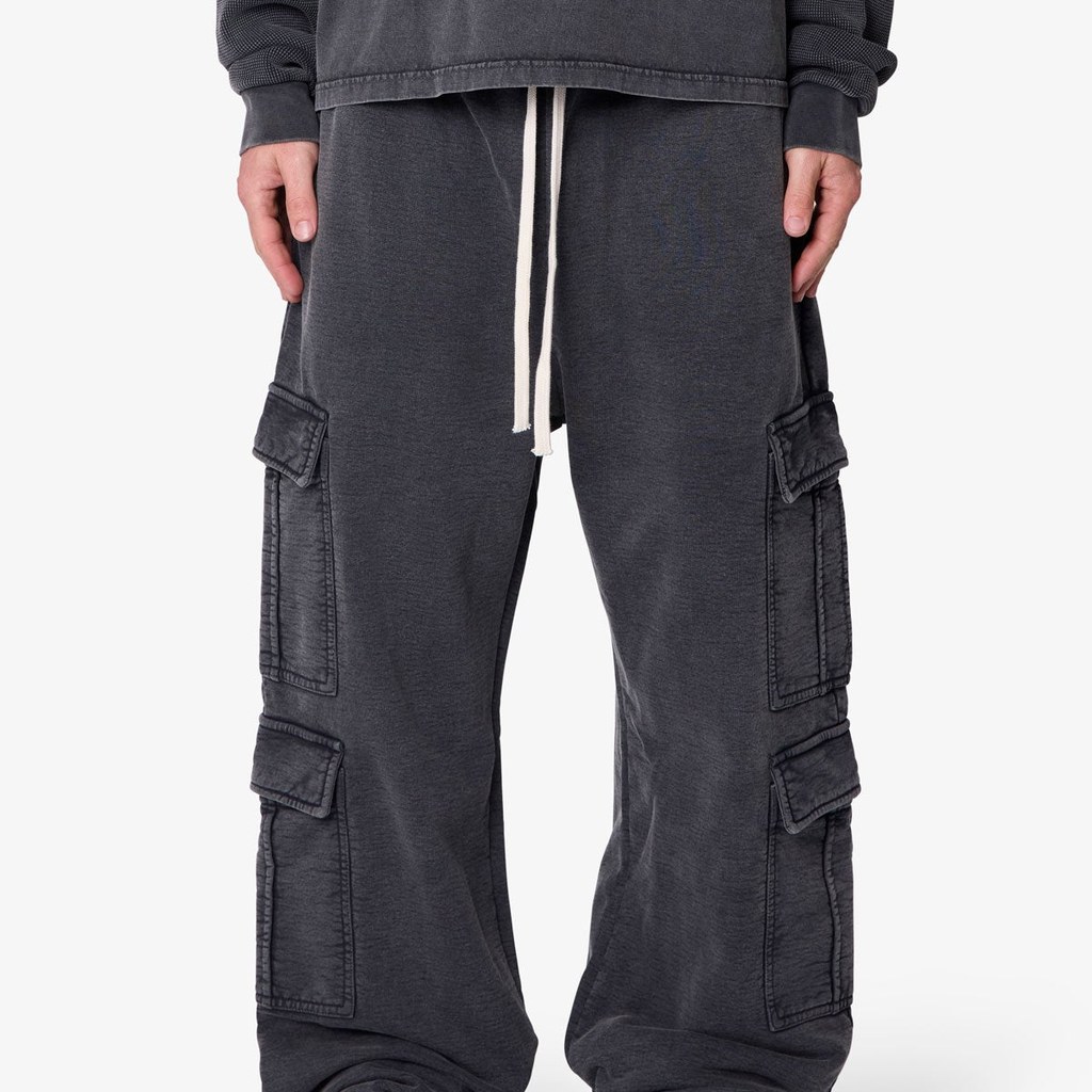 mnml Ultra Baggy Cargo Sweatpants - Washed Black