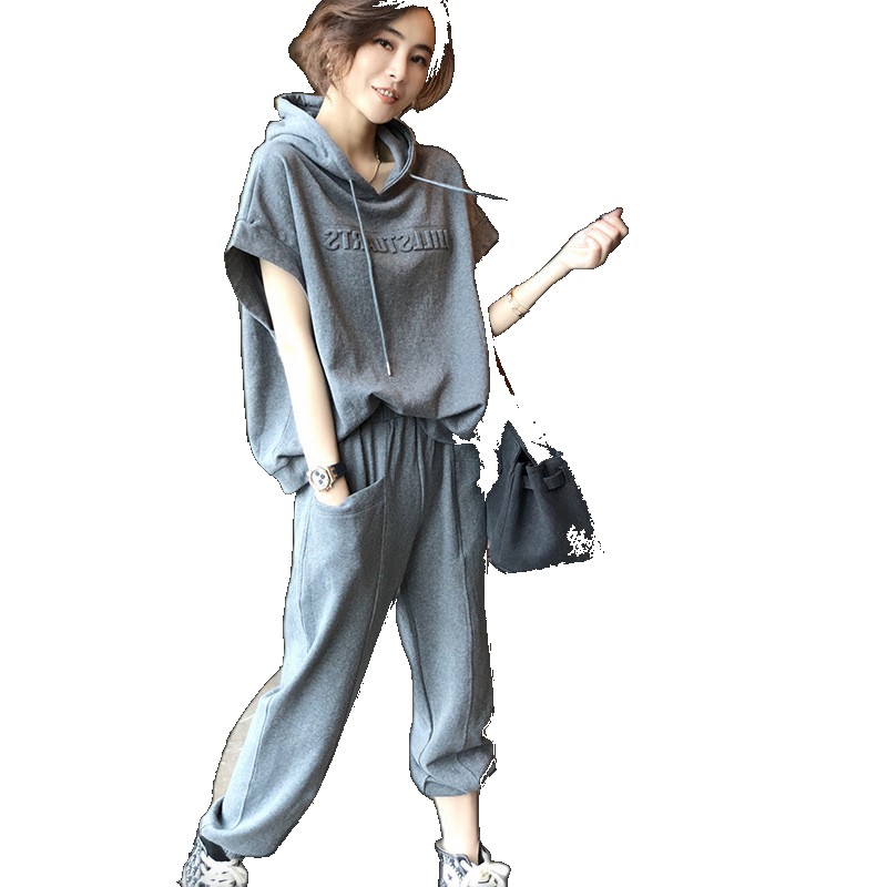 Wholesale 2023 summer new fashion thin sports leisure suit female European goods western style two-piece trendy trendy (One Size)